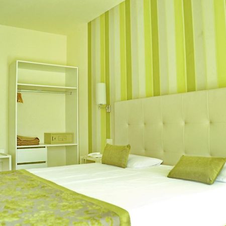Ouril Hotel Julia Santa Maria Kültér fotó