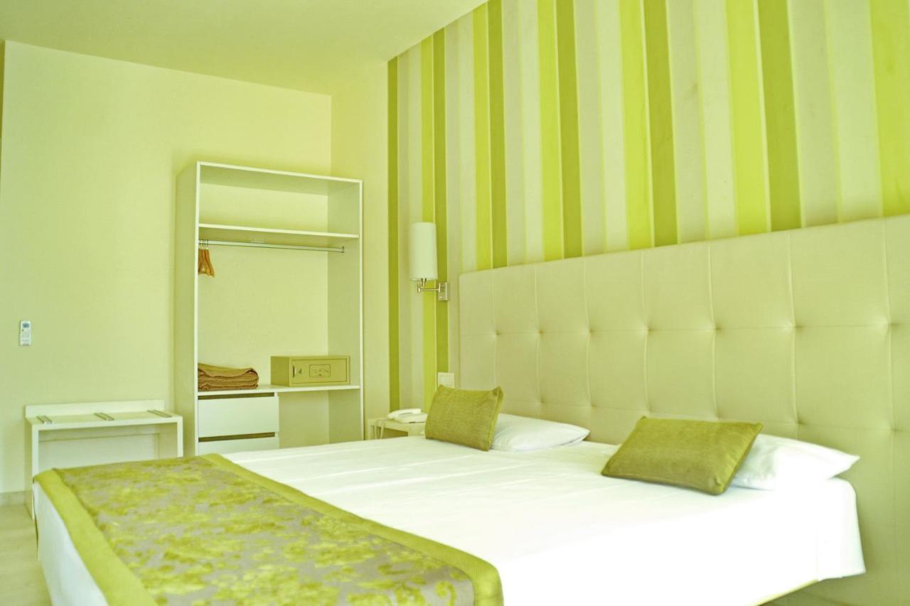 Ouril Hotel Julia Santa Maria Kültér fotó